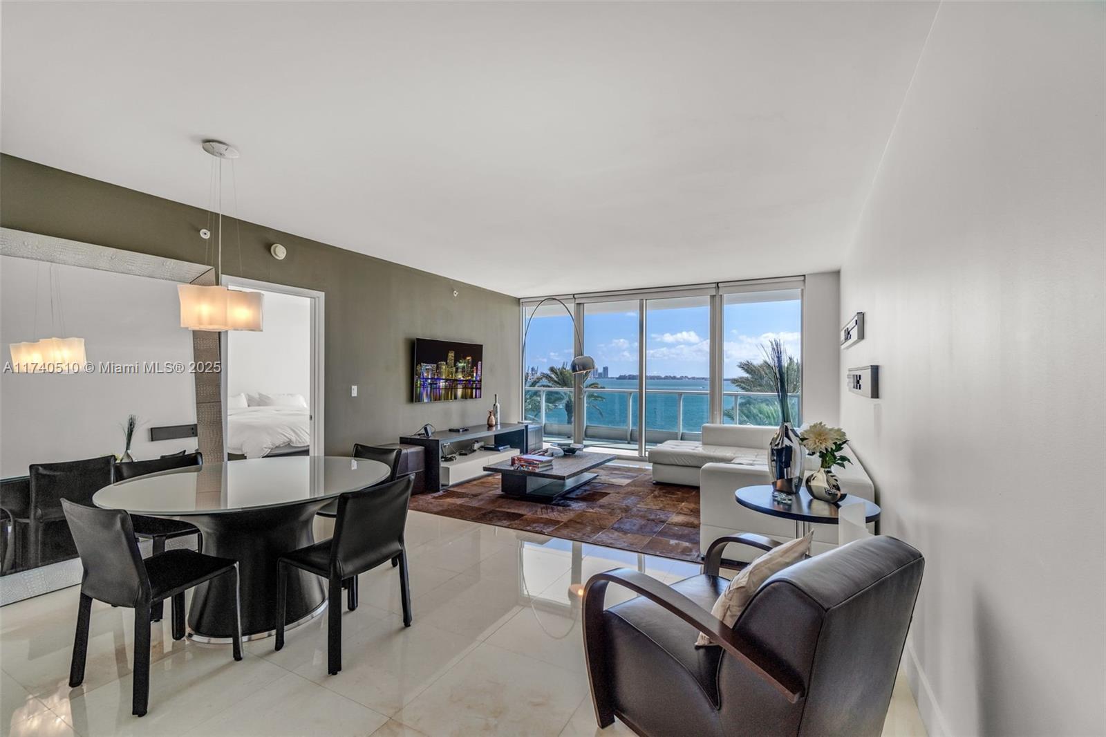 JADE RESIDENCES AT BRICKEL - Residential
