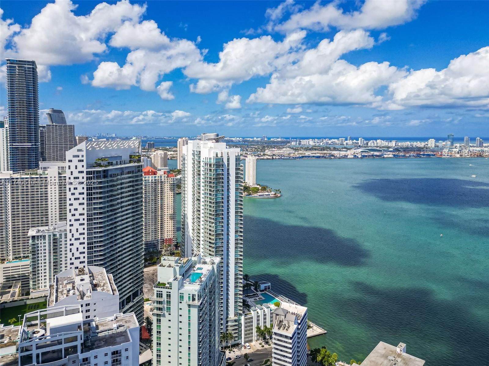 JADE RESIDENCES AT BRICKEL - Residential
