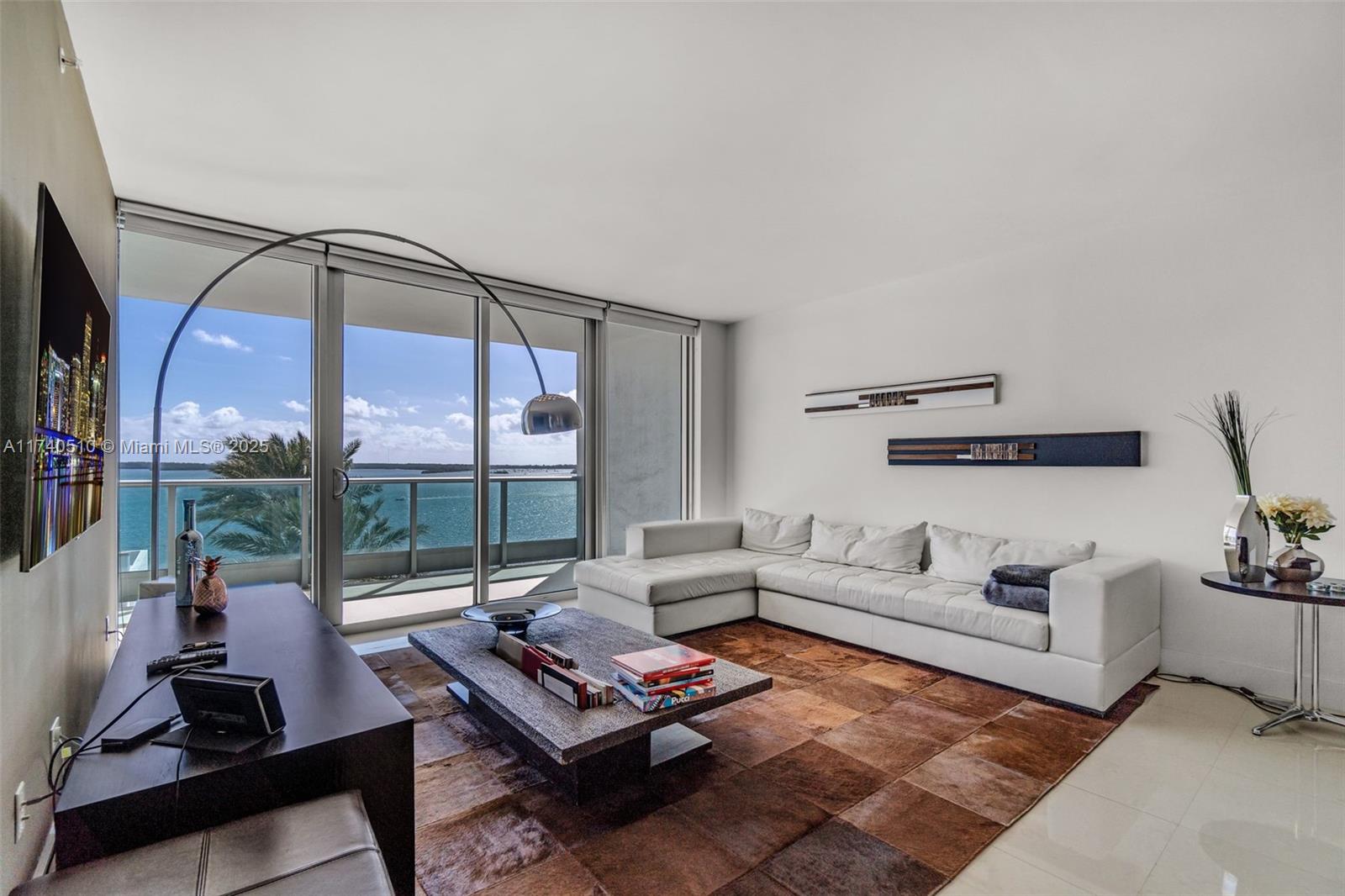 JADE RESIDENCES AT BRICKEL - Residential