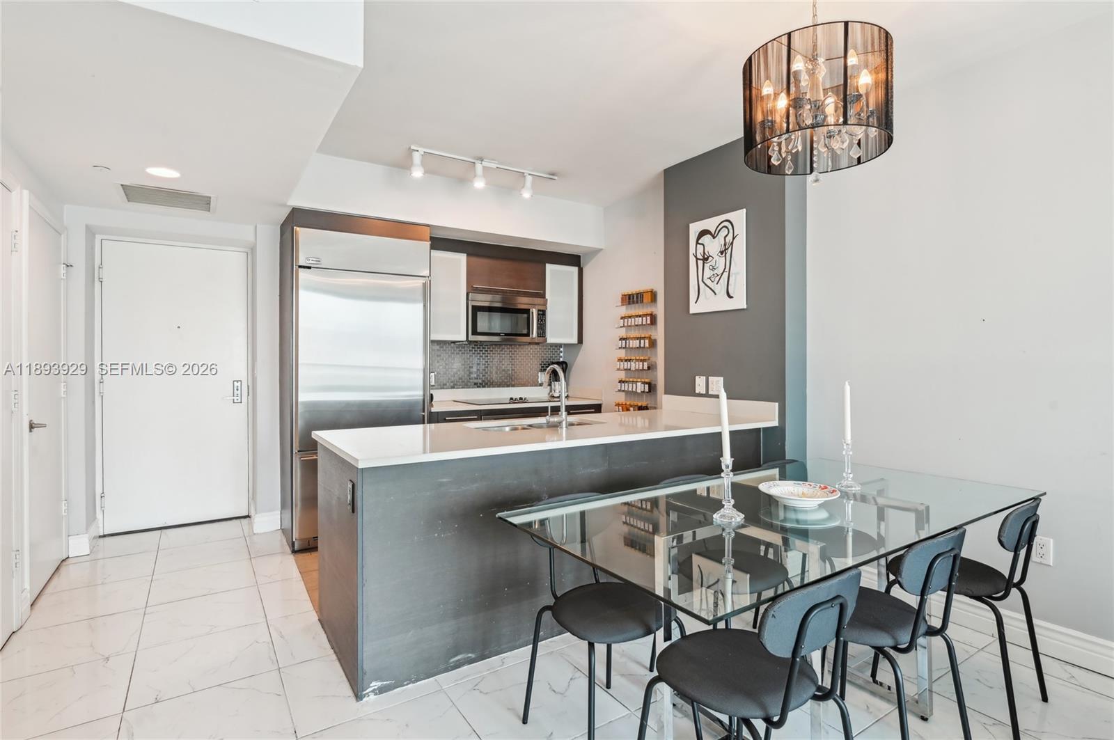 500 BRICKELL WEST CONDO - Residential