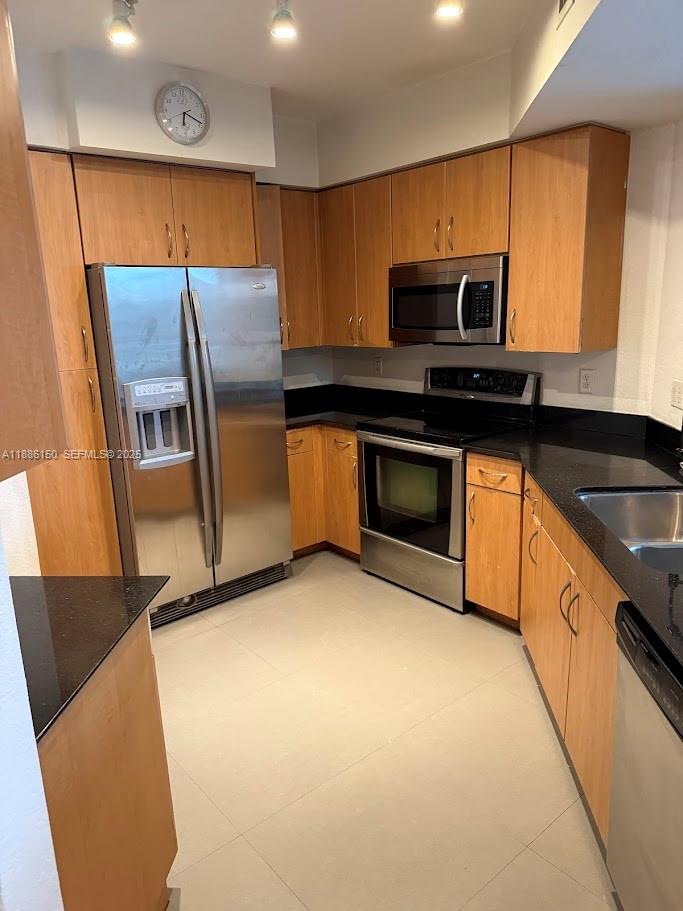 Radius Condo - Residential