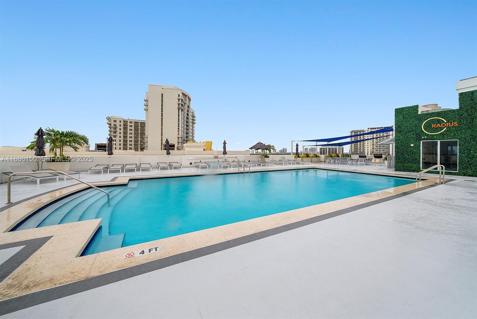 Radius Condo - Residential