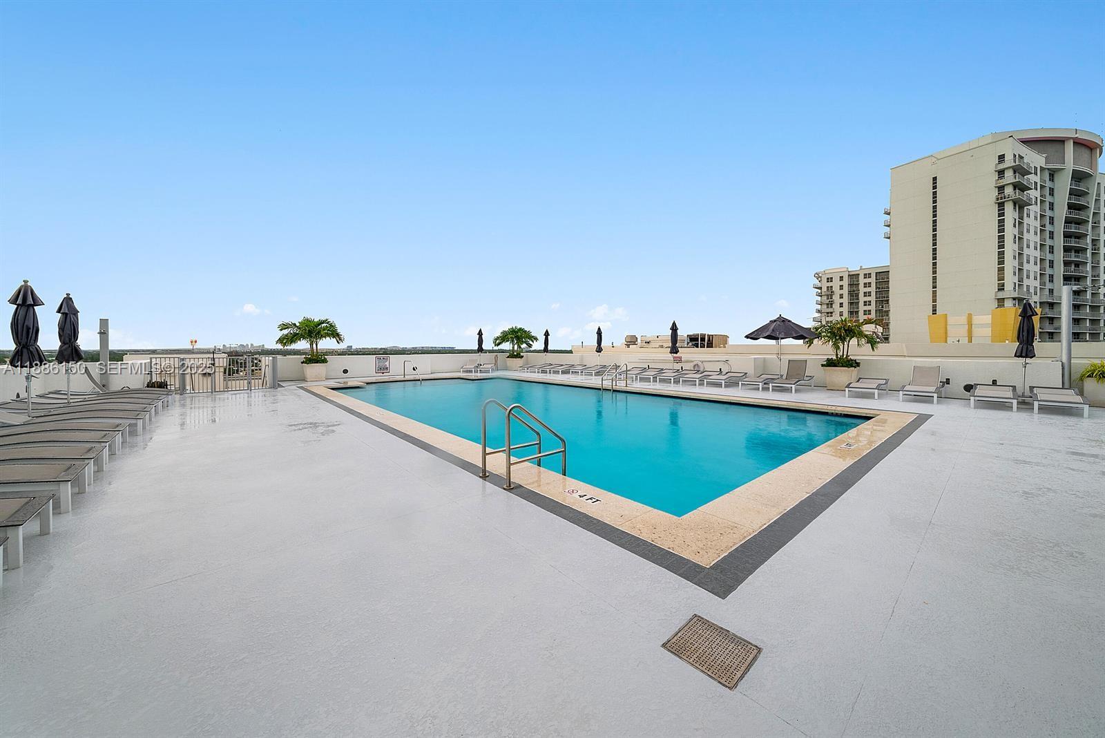 Radius Condo - Residential