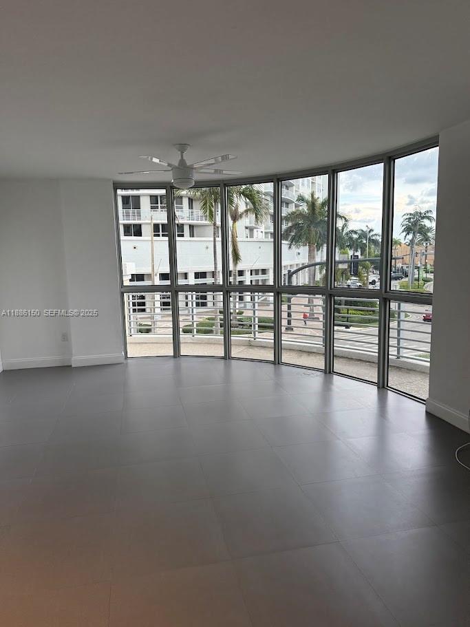 Radius Condo - Residential