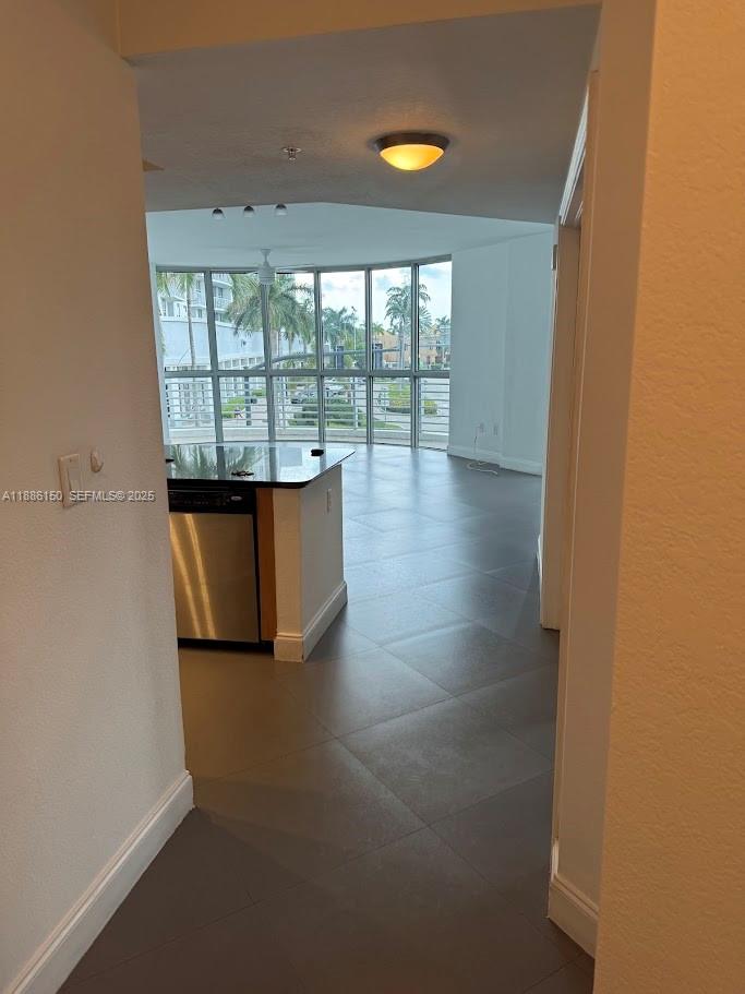 Radius Condo - Residential