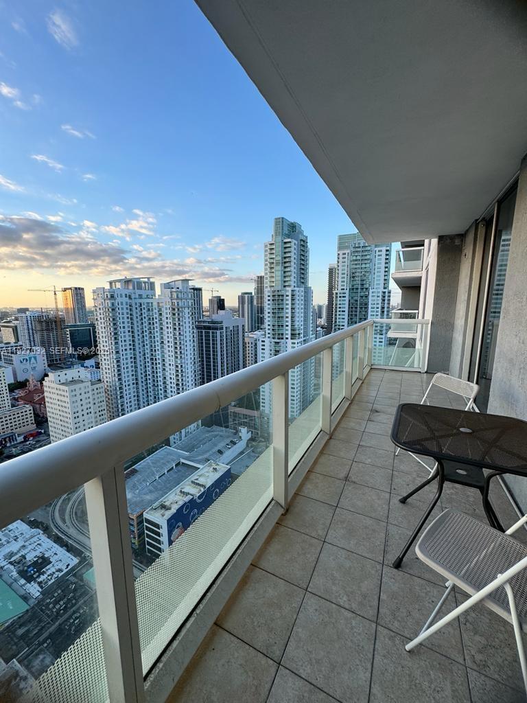 50 BISCAYNE CONDO - Residential