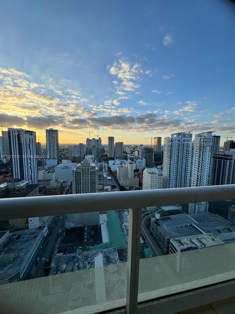 50 BISCAYNE CONDO - Residential