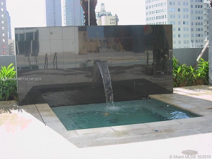 50 BISCAYNE CONDO - Residential