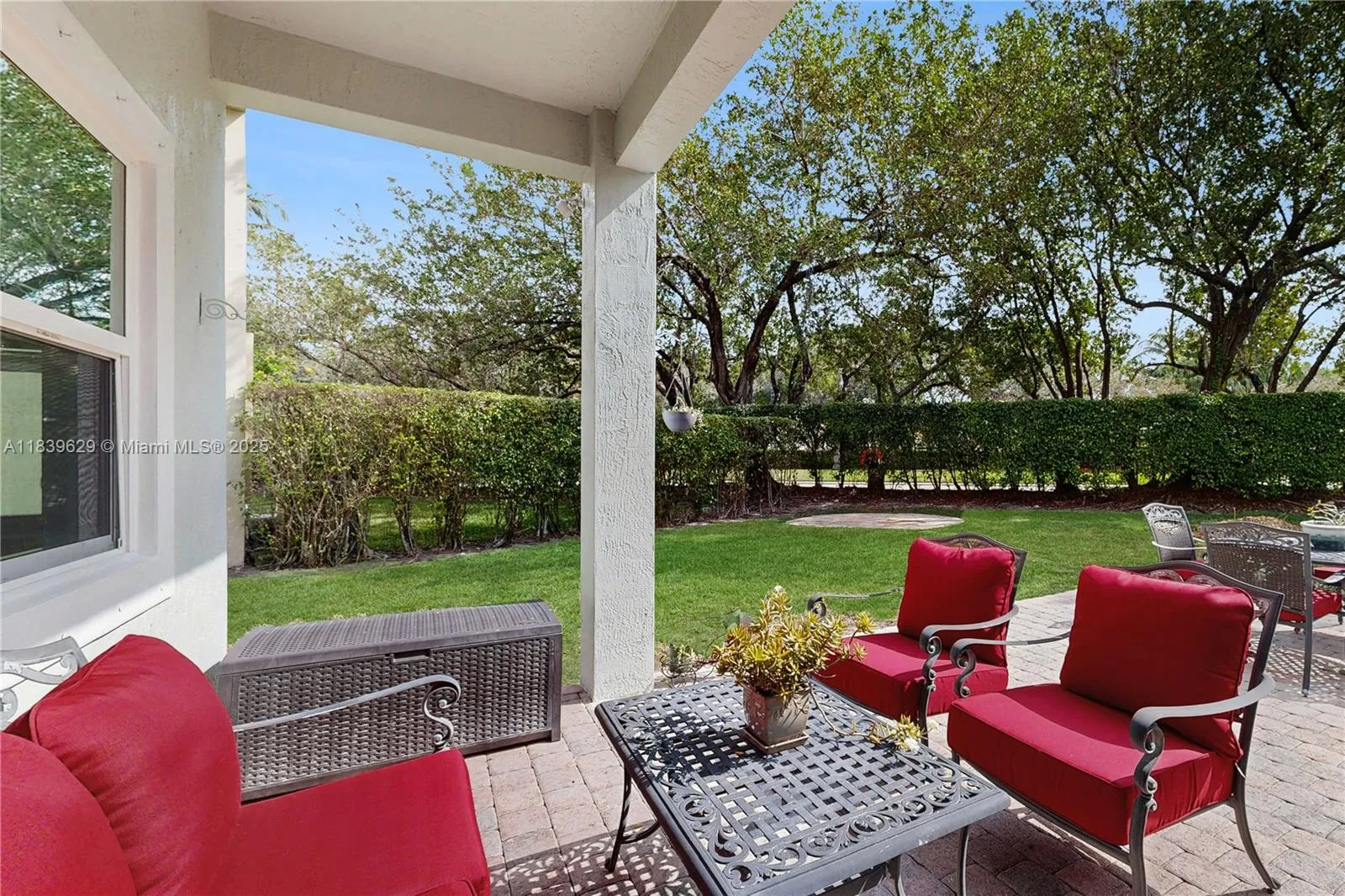 Coral Springs, Florida 33071, United States, 4 Bedrooms Bedrooms, ,3 BathroomsBathrooms,Residential,Active,171171