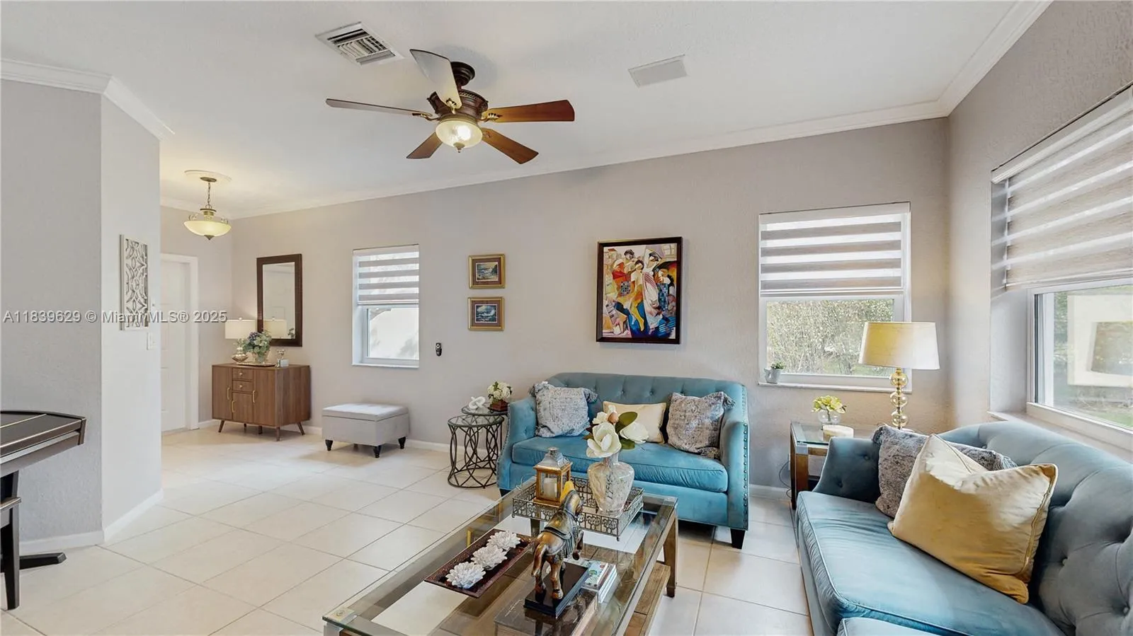 Coral Springs, Florida 33071, United States, 4 Bedrooms Bedrooms, ,3 BathroomsBathrooms,Residential,Active,171171