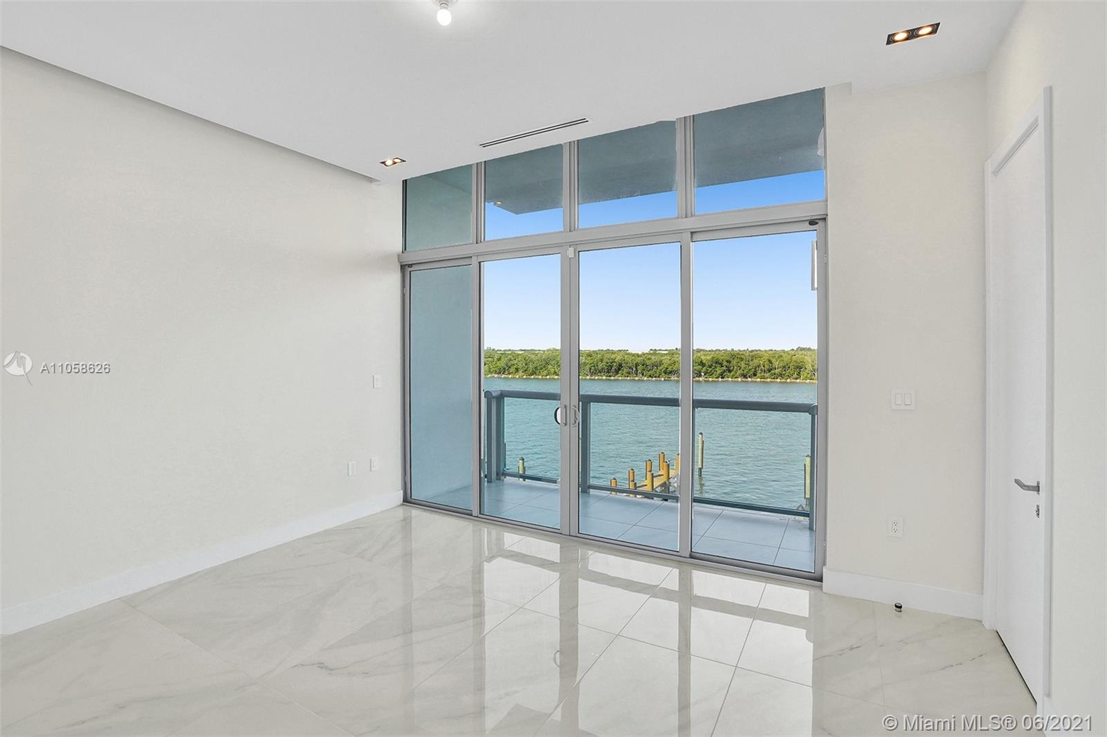 HOLLYWOOD BEACH SECOND AD - Residential