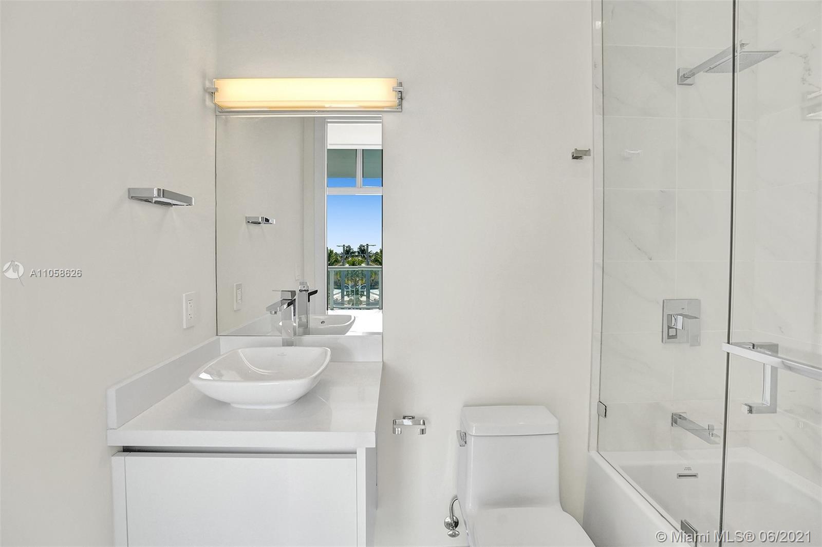 HOLLYWOOD BEACH SECOND AD - Residential