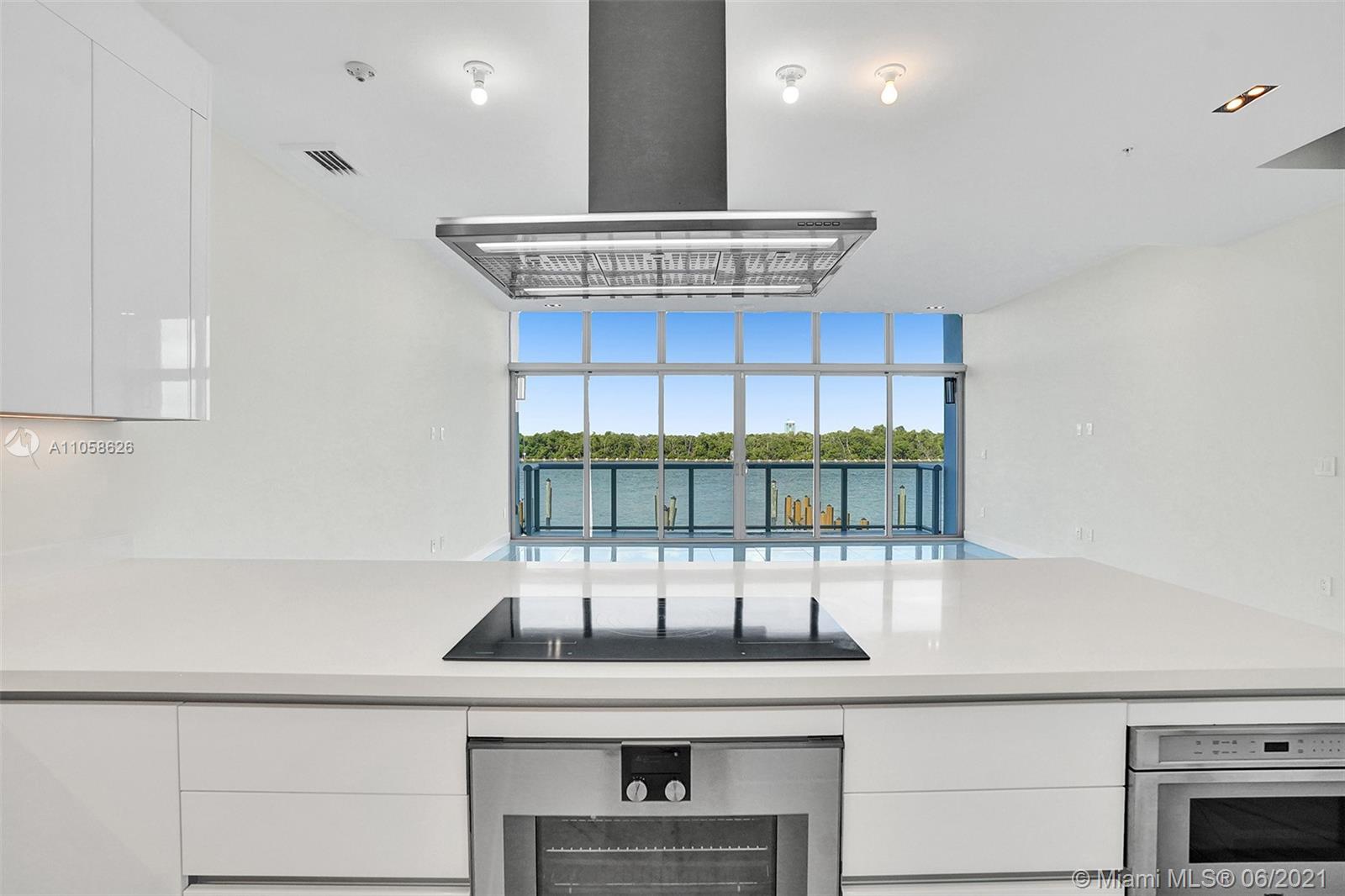 HOLLYWOOD BEACH SECOND AD - Residential