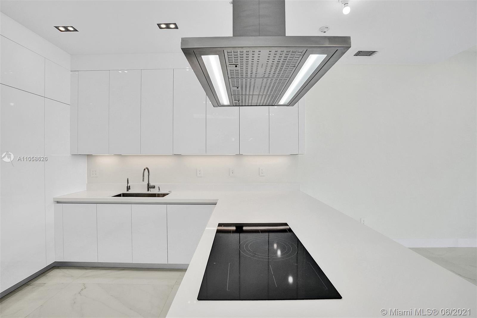 HOLLYWOOD BEACH SECOND AD - Residential