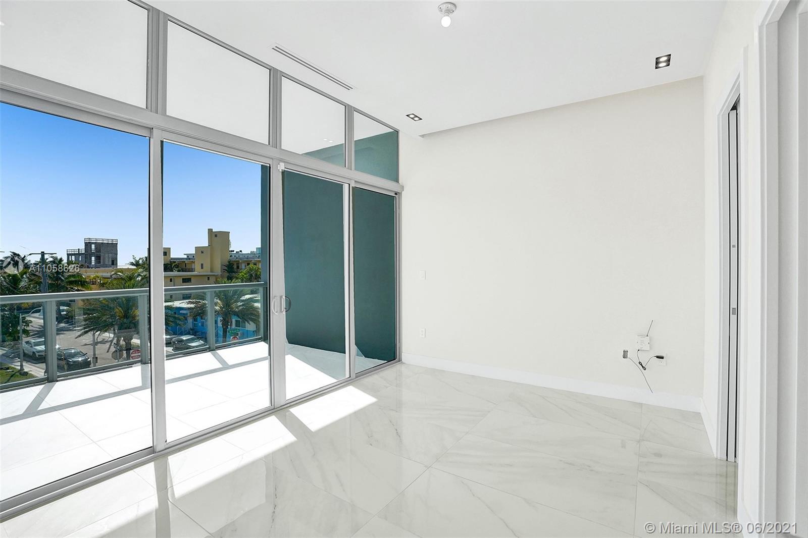 HOLLYWOOD BEACH SECOND AD - Residential