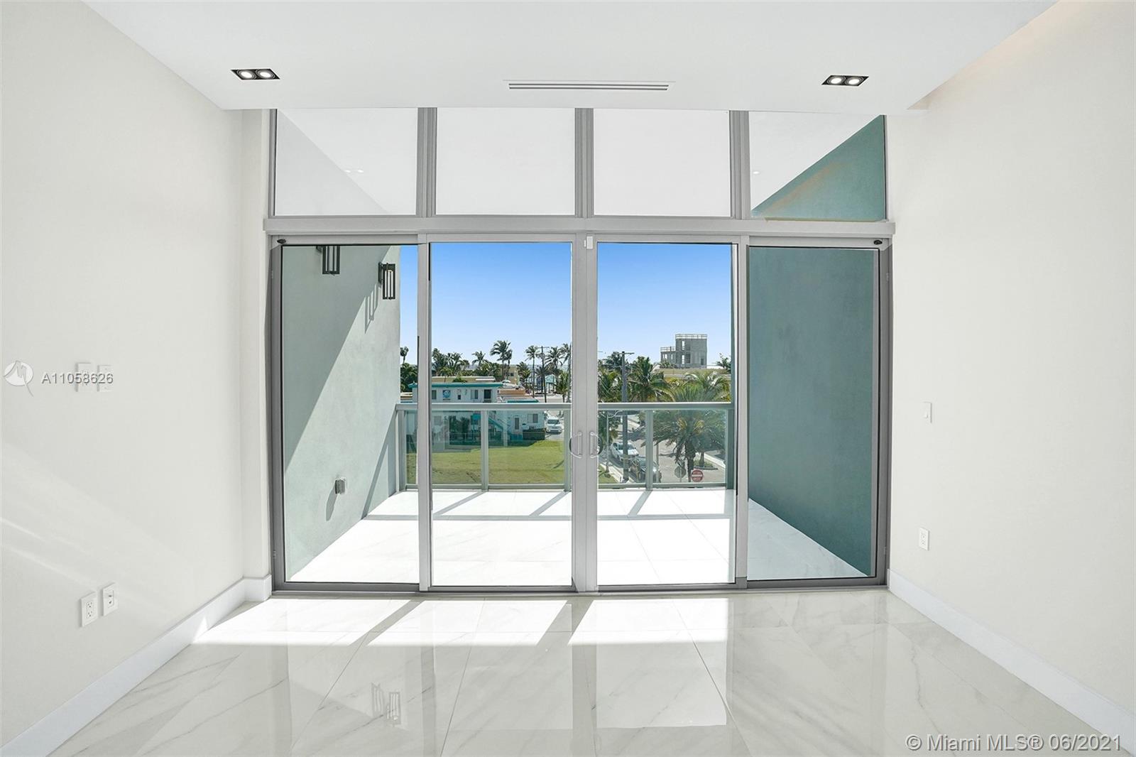 HOLLYWOOD BEACH SECOND AD - Residential