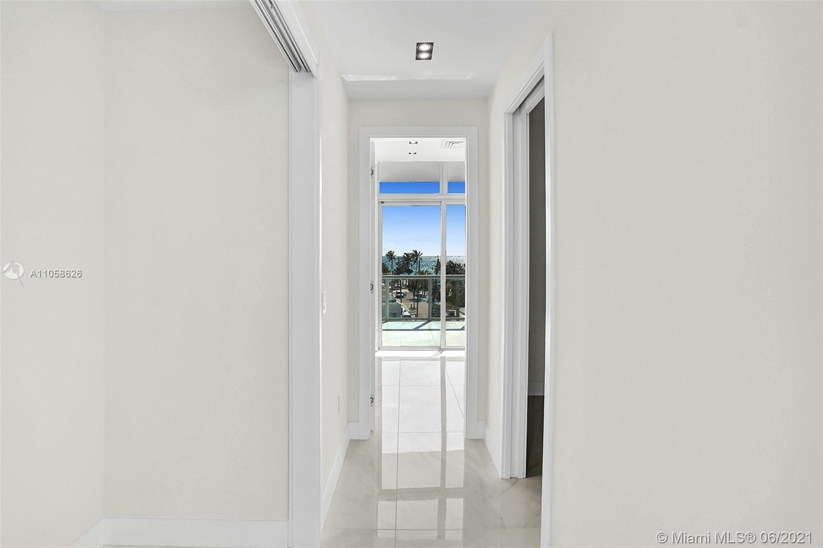 HOLLYWOOD BEACH SECOND AD - Residential