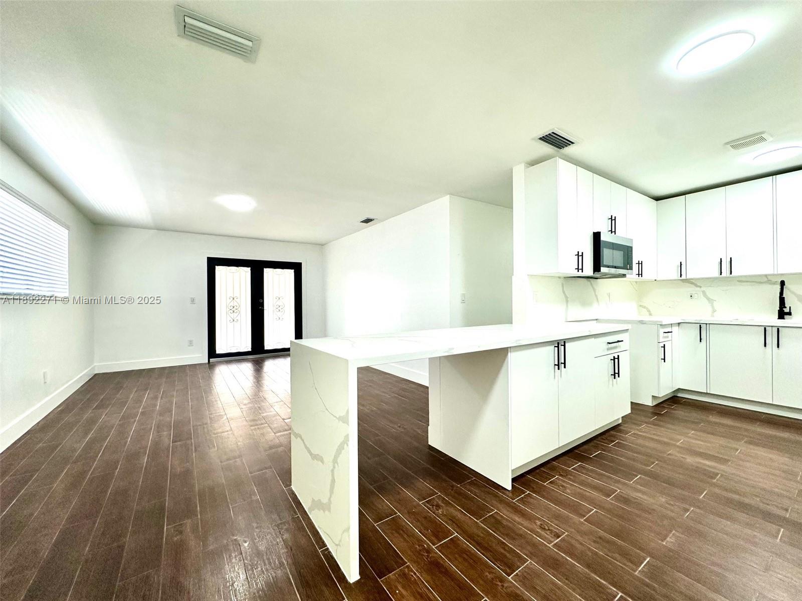1ST ADDN TO MAGNOLIA SUB - Residential
