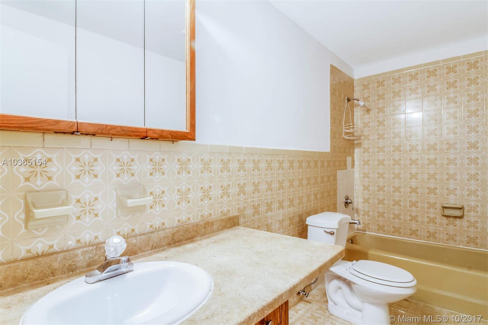 LAWRENCE EST LAND COS SUB - Residential Lease