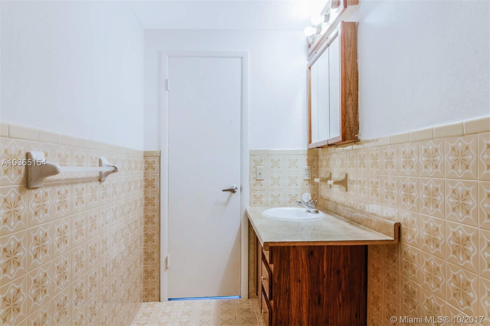 LAWRENCE EST LAND COS SUB - Residential Lease
