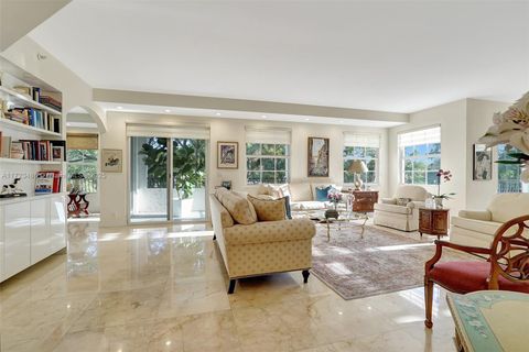 A home in Aventura