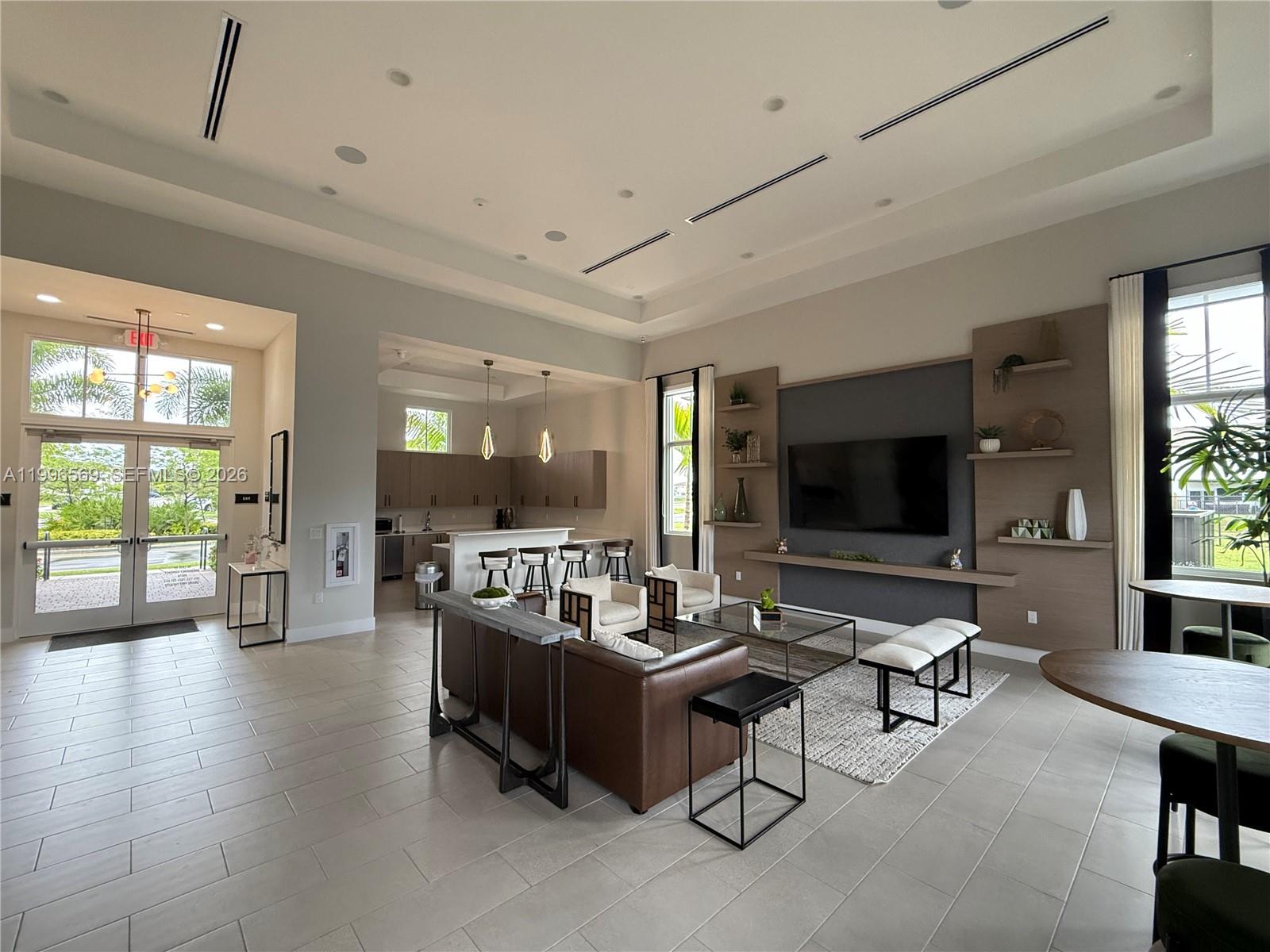 GOLF PARK SEC 1 - Residential Lease