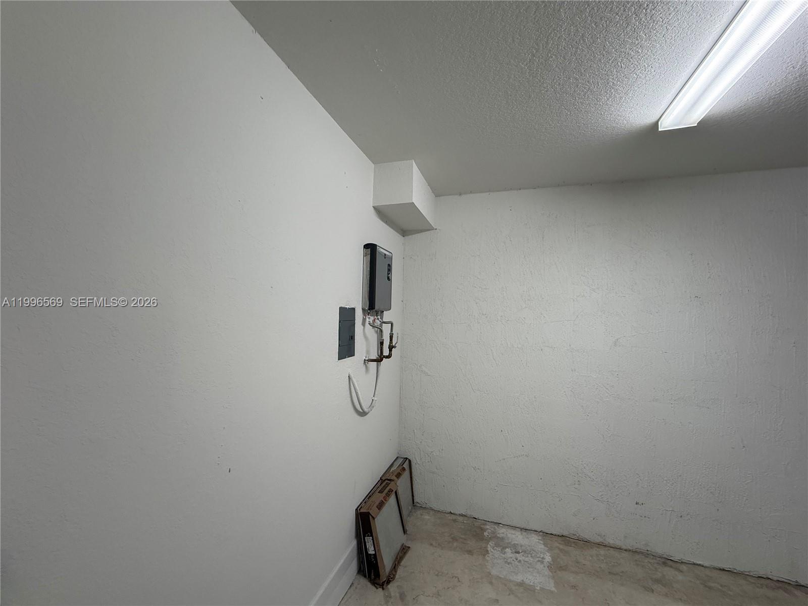 GOLF PARK SEC 1 - Residential Lease