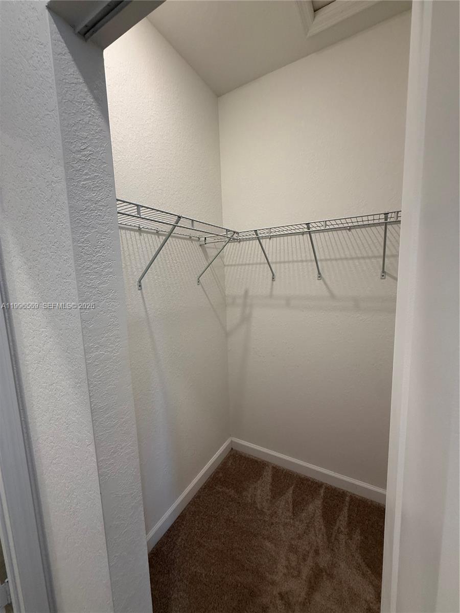 GOLF PARK SEC 1 - Residential Lease