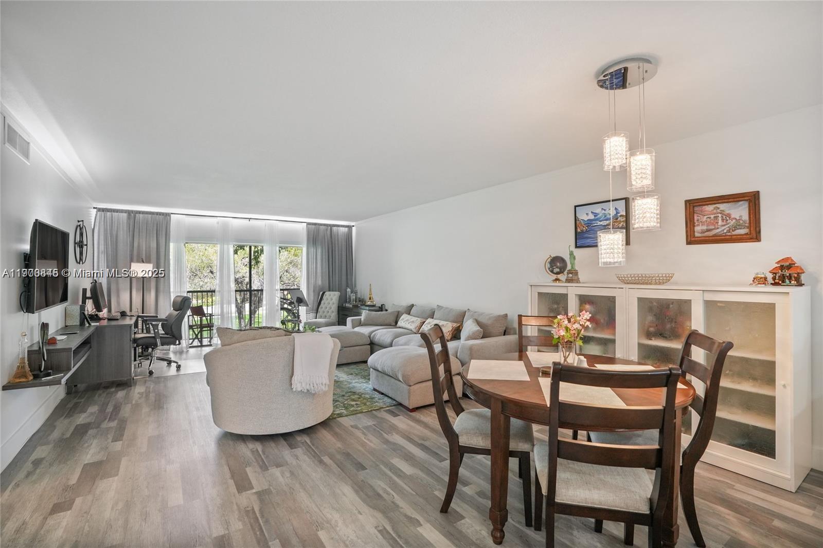 GARDENS AT BONAVENTURE 11 - Residential