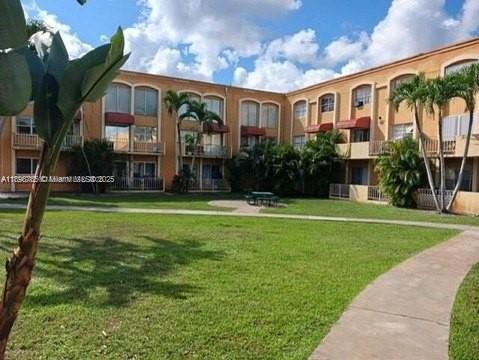 VENETIAN GARDENS AT COUNT - Residential