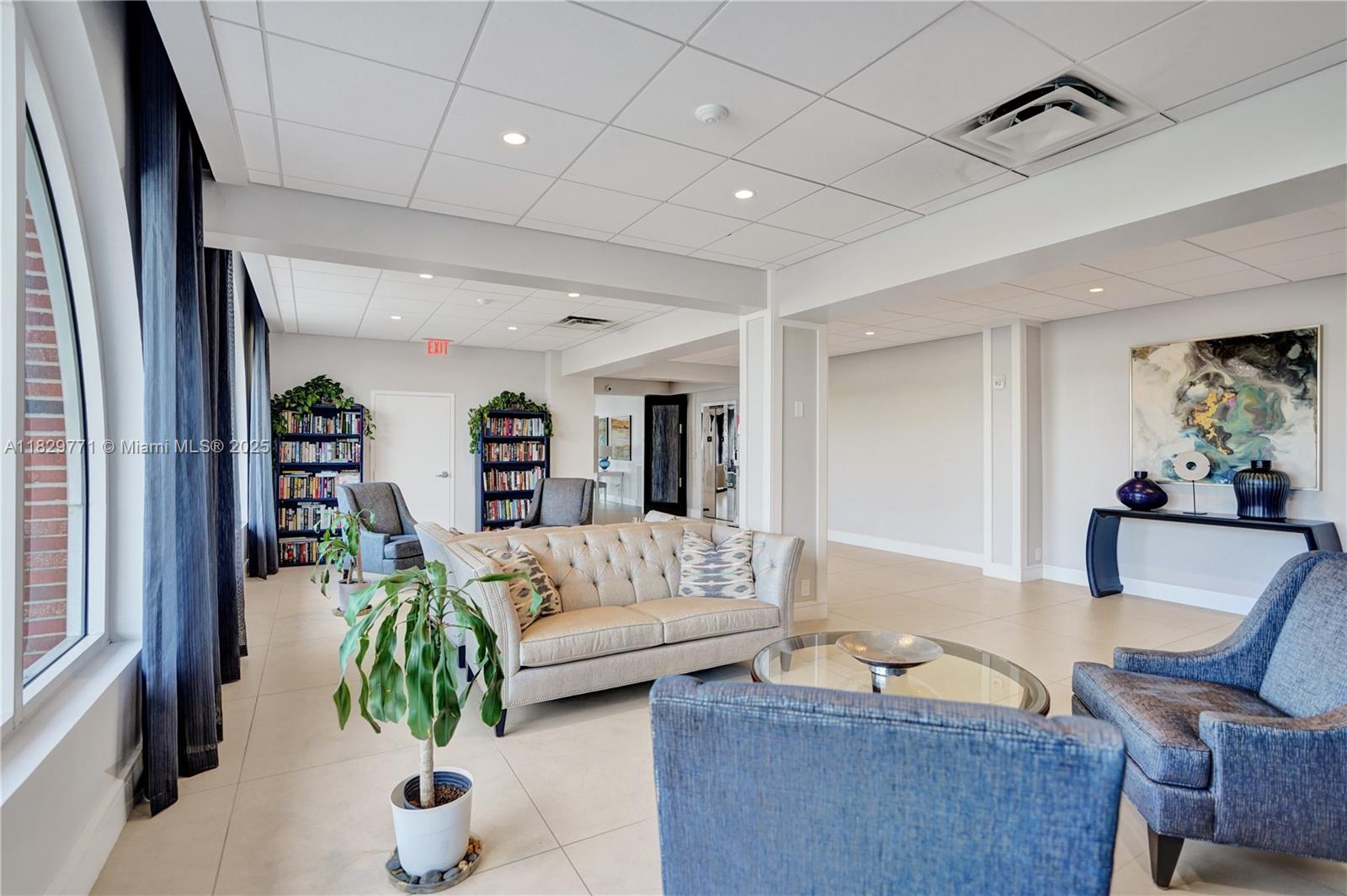 CLOISTER DEL MAR CONDO - Residential