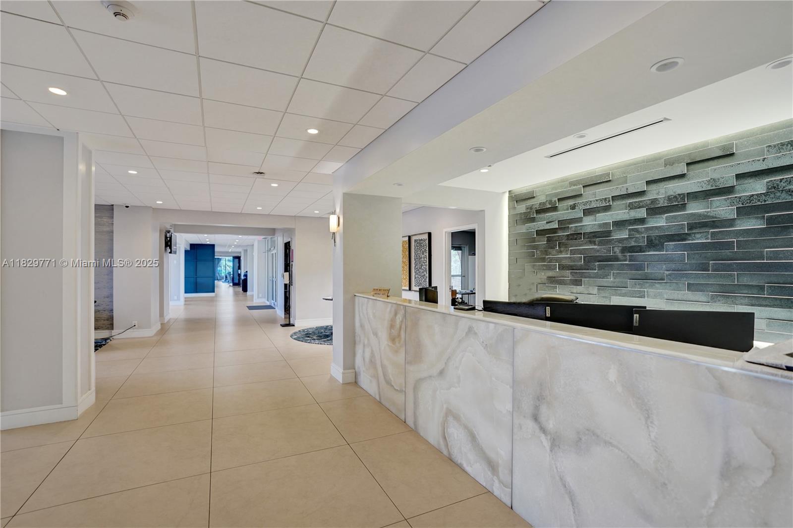 CLOISTER DEL MAR CONDO - Residential
