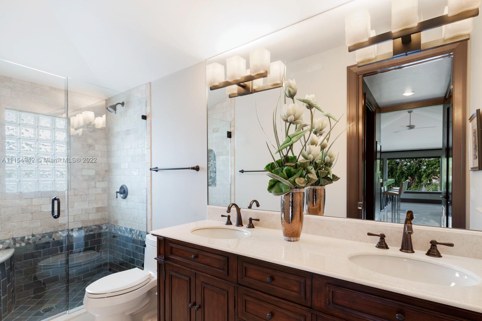 STILWELL ISLES - Residential