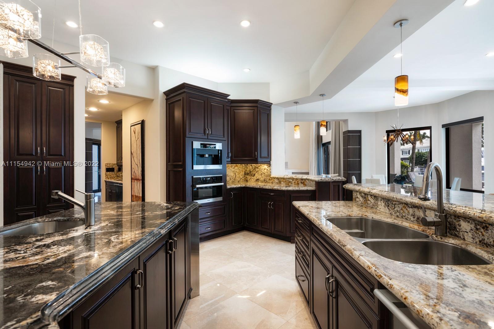 STILWELL ISLES - Residential