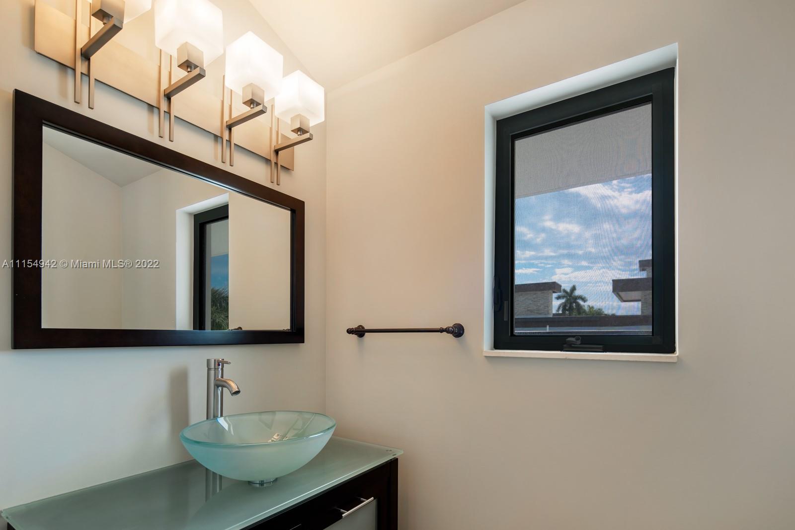 STILWELL ISLES - Residential