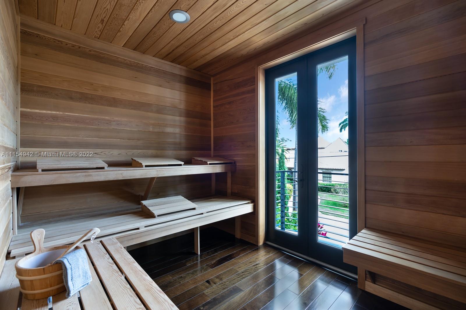 STILWELL ISLES - Residential