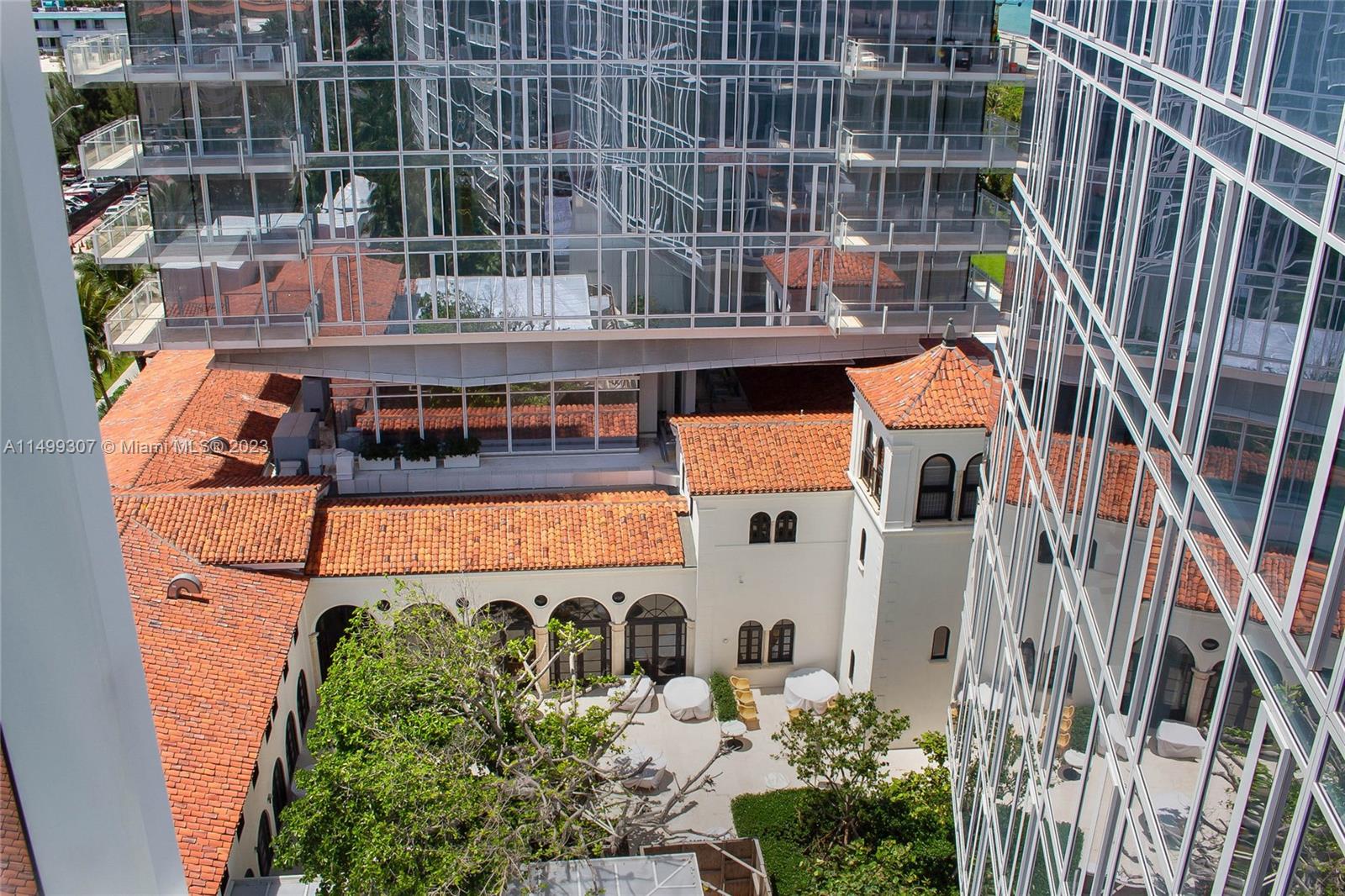 SURF CLUB CONDO - Residential