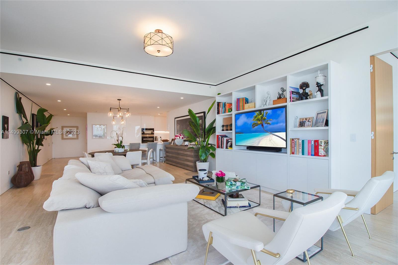 SURF CLUB CONDO - Residential