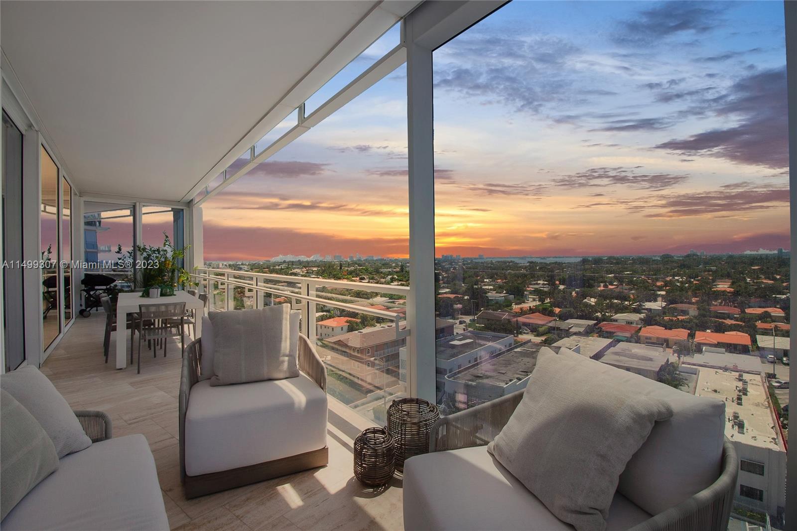 SURF CLUB CONDO - Residential