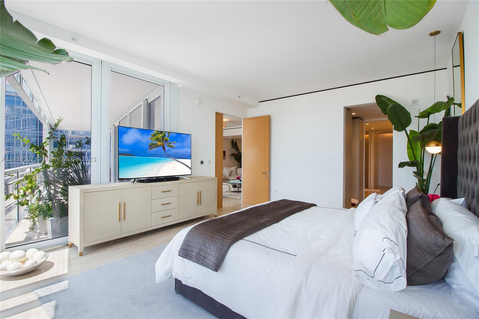 SURF CLUB CONDO - Residential