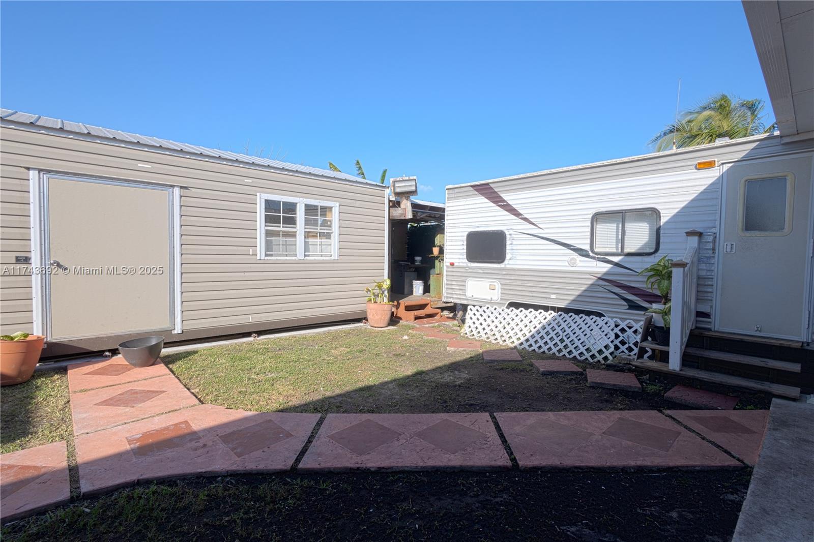 FLAMINGO PARK - Residential