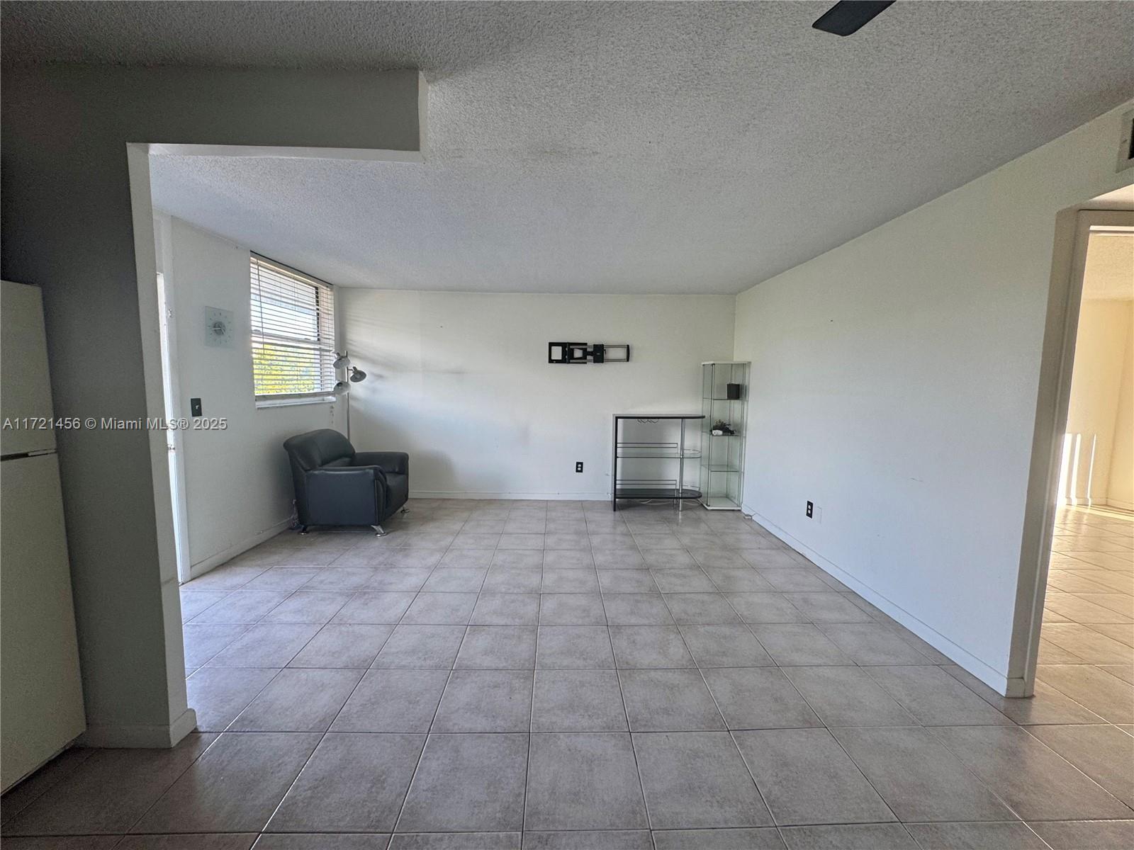 NORTH BAY VILLAS CONDO - Residential