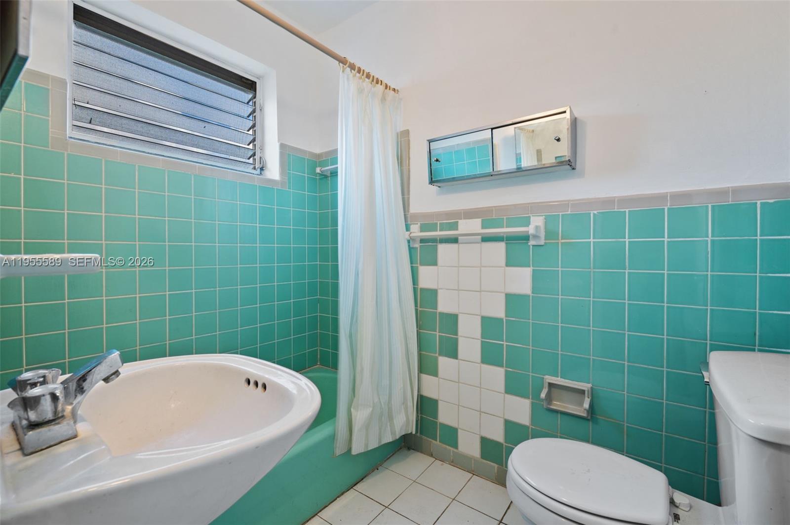 TOWN OF HIALEAH 1 ADDN AM - Residential