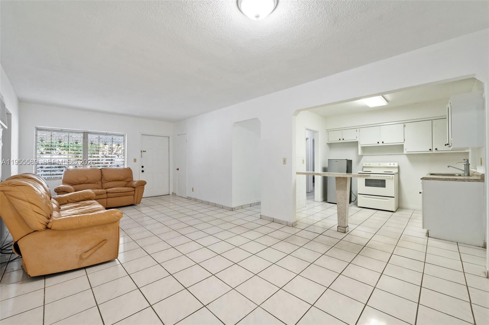 TOWN OF HIALEAH 1 ADDN AM - Residential