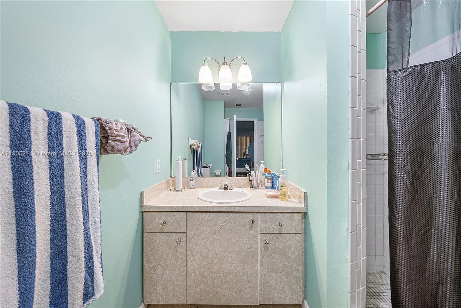 LANTANA HOMES 1 - Residential