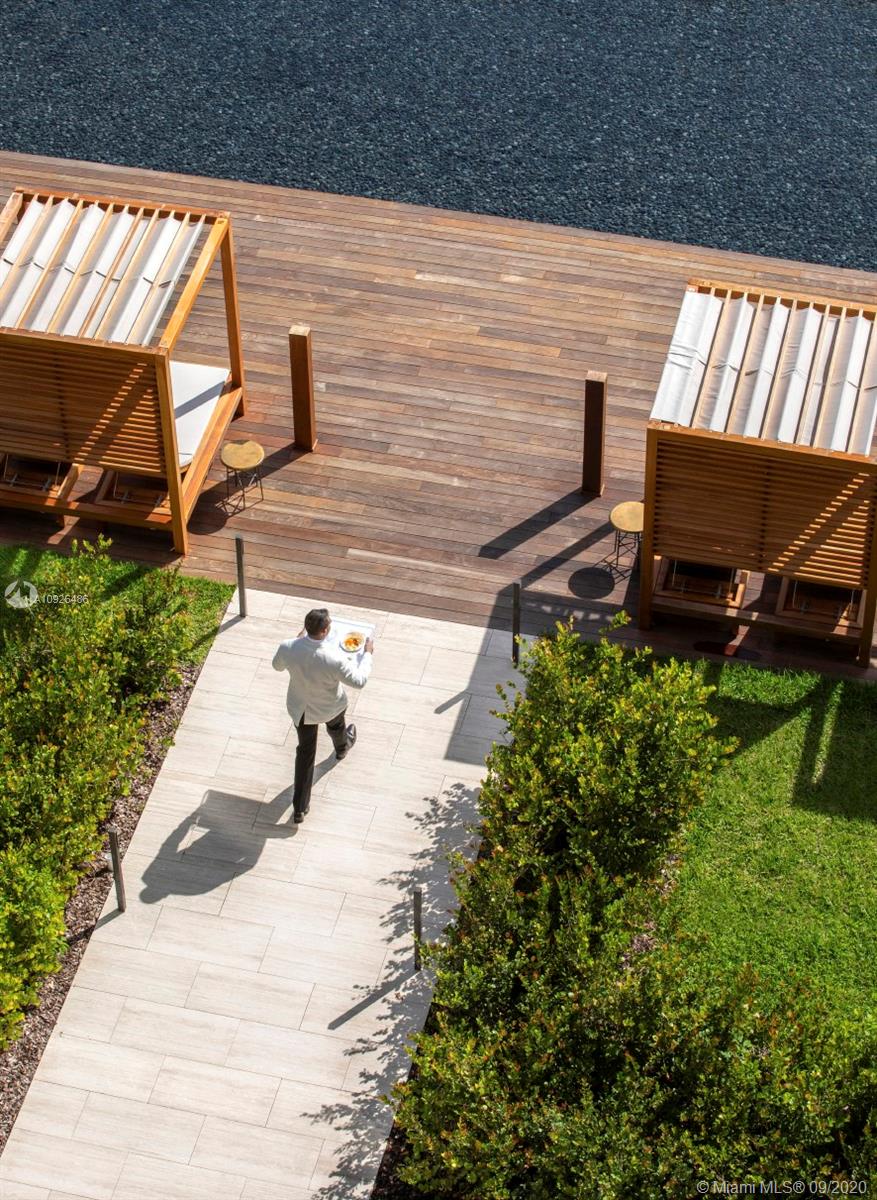 Arte Surfside - Residential