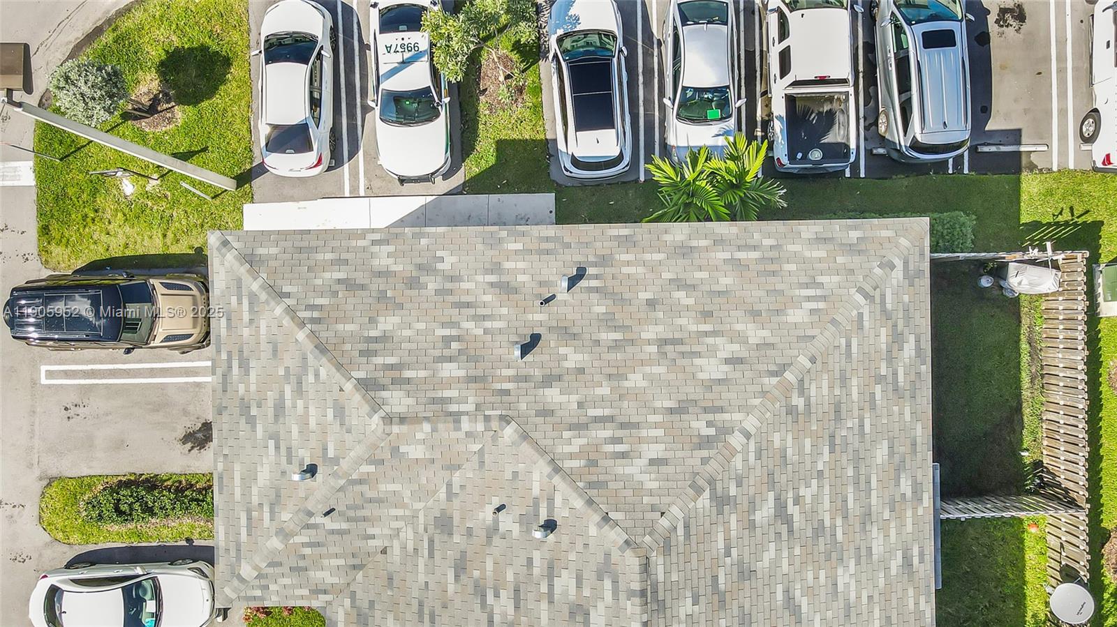 FOREST PARK VILLAS - Residential