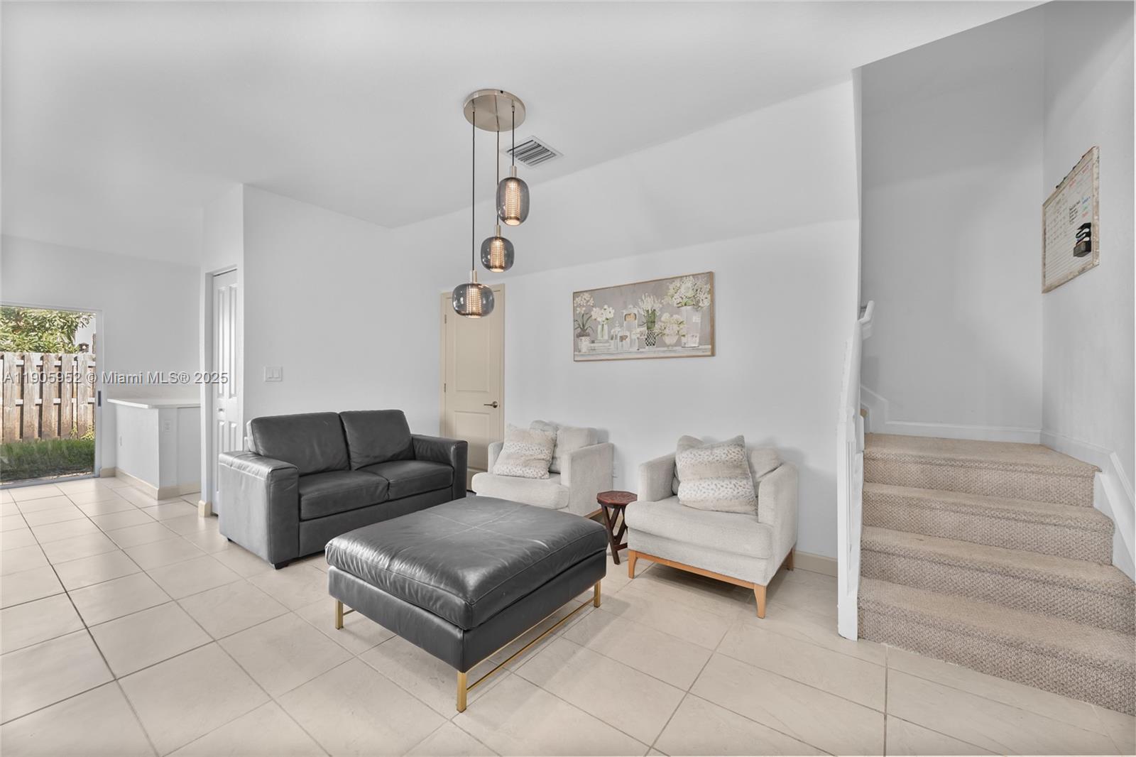 FOREST PARK VILLAS - Residential