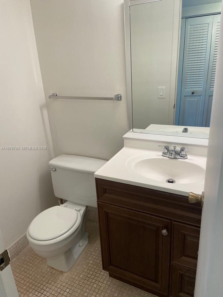 FANSHAW AT CENTURY VILLAG - Residential Lease