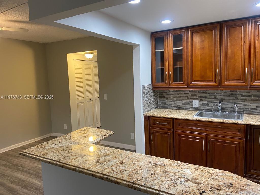 FANSHAW AT CENTURY VILLAG - Residential Lease